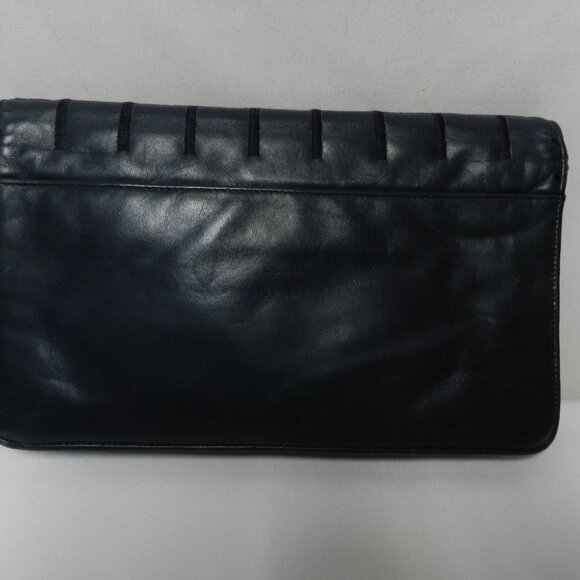 Anne Klein Calderon Vintage Quilted Leather Embroider Shoulder Bag Purse Clutch - Picture 6 of 15